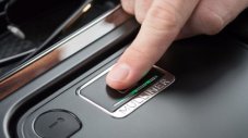 Bentley сложи пръстов отпечатък на Bentayga 