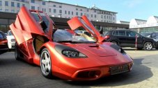 Поляк си направи McLaren F1