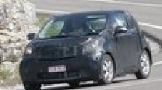 Миниатюрната Toyota iQ ще влезе в серийно производство до края на годината
