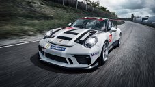 Porsche 911 GT3 Cup получи по-голям мотор