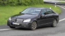 Mercedes модернизира C-Class