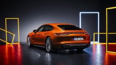 Porsche готви хибрид с рекордна мощност