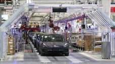 Tesla записа рекорд по производство и доставки
