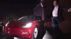 6 причини защо делът на Tesla в Европа се срина