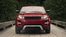 Evoque очаква по-големия си брат