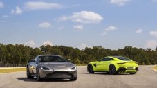 Aston Martin ще предложи Vantage с V12 мотор