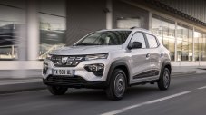 Dacia подобри Spring преди старта на продажбите