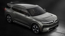 &ldquo;Виетнамското BMW&rdquo; показа три електромобила наведнъж