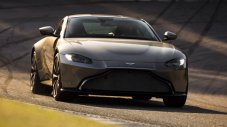 Aston Martin се отказа 6-цилиндровия мотор на Mercedes?