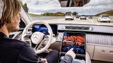 Многото технологии на борда правят автомобила по-опасен