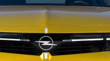 Новата емблема на Opel беше готова да се върне, но Stellantis я даде на Peugeot