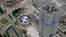 BMW обяви рекордни продажби през април