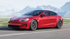 Tesla подобрява комфорта в Model S и X с анонимни данни от други коли