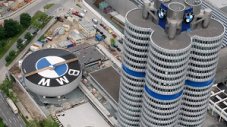 Пазарът оцени BMW два пъти по-скъпо от Mercedes-Benz