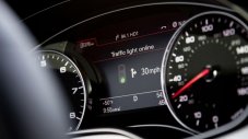 Audi свързва колите си със светофарите