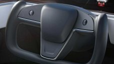 Tesla засега се отказва от новия волан
