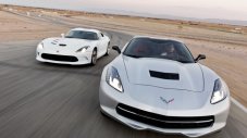 SRT Viper върви надолу, Corvette Stingray - нагоре