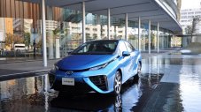 Toyota увеличава производството на Mirai