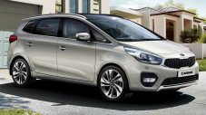 Първа снимка на новата Kia Carens