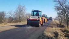 Нов асфалт с маслинови костилки намалява вредните емисии