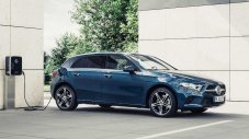Колко бърз всъщност е хибридният Mercedes-Benz A-Class?