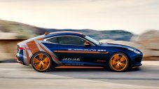 Jaguar представи F-Type, преследващ световен рекорд