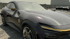Ще успее ли някой да спаси това удавено Ferrari Purosangue?
