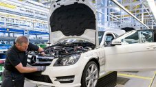 Mercedes увеличава двойно производството до 2020 г.