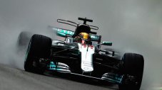 Хамилтън доминира в дъжда на "Монца"