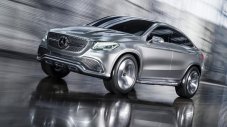 Mercedes-Benz гони някоко рекорда през 2015 г.
