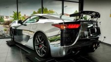 Трета година търсят купувач на хромиран Lexus&nbsp;LFA