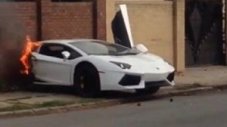 Видео: Lamborghini Aventador се къса на две
