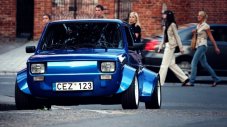 Fiat 126p с двигател VTEC Turbo