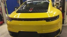 Изтече снимка на новото Porsche 911 без камуфлаж