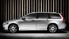 Volvo маха S40 и V50 от САЩ