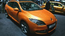 Renault отново ще обнови Megane