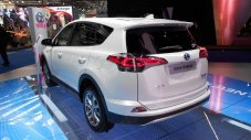 Toyota &bdquo;пробва&rdquo; Европа с хибриден RAV4