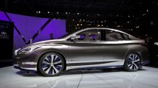 Infiniti показва LE в Париж