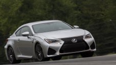 Lexus удвоява продажбите с атрактивни модели