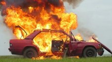 Внимание: 11 причини колата да се самозапали