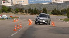 Dacia Spring победи Tesla Model X на "Лосовия тест"