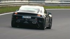 Porsche подготвя Taycan с 1000 к.с., за да бие Tesla Model S Plaid
