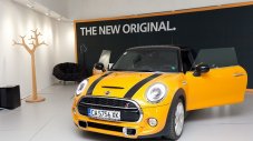 Новото MINI пристигна в София