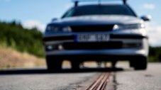 В Швеция откриха път, който зарежда електромобилите (ВИДЕО)