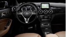 Поглед в салона на новата B-Class