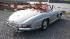 Продават 300 SL Roadster за над 1 млн. евро