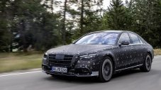 Новият Mercedes-AMG S 63 ще бъде хибрид с 800 коня