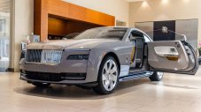За да купи първия Rolls-Royce Spectre в САЩ, колекционер си поръча два