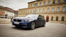 Хибридното BMW 5-Series - разход 1,6 л/100 км и нова батерия