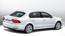 Това е обновената Skoda Superb